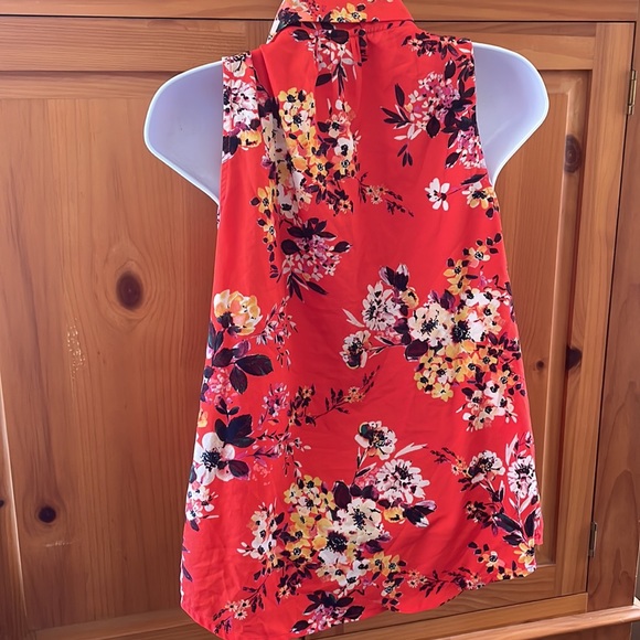 🚫SOLD🚫 Orange Floral Blouse 🧡🌻 - Picture 11 of 17